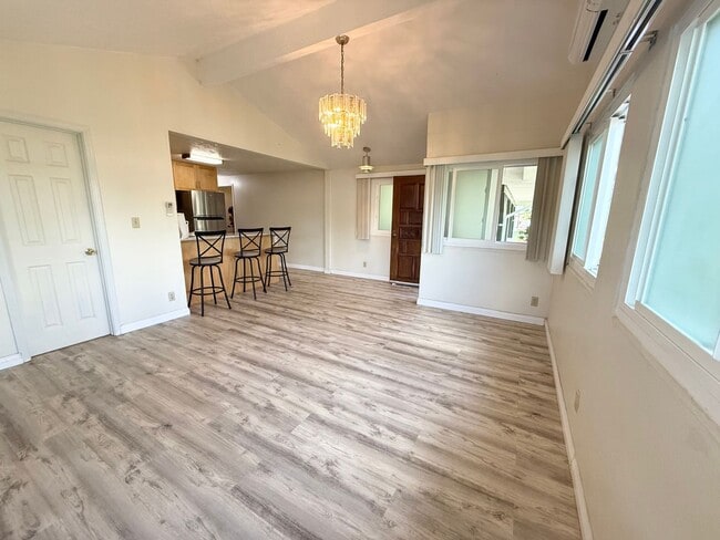 Building Photo - Duplex- Back House, Available Now in Salt ...