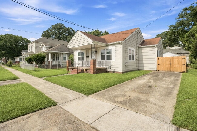 Photo - Freshly Renovated Ranch with a Spacious Fenced Yard