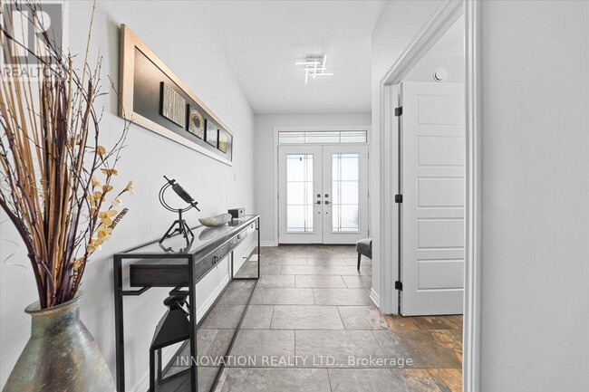 Photo - 664 Baie-des-Castors St