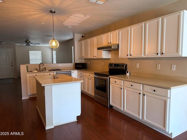 Photo - 3650 E Constitution Dr