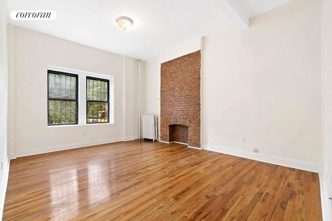 Building Photo - 526 W 123rd St Rental