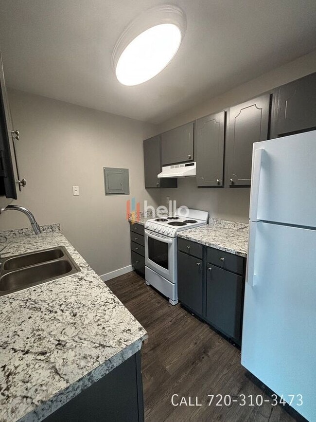 Photo - 3209 E Fountain Blvd Apartment Unit 301-B