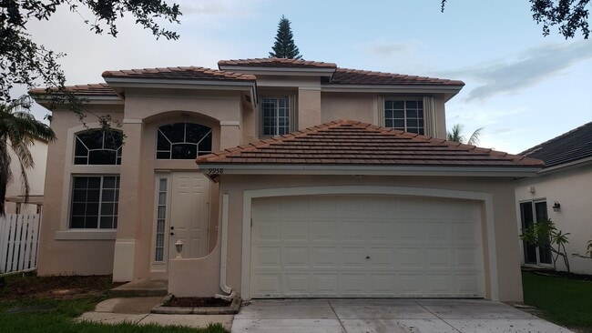 Building Photo - 9958 NW 18th St Rental