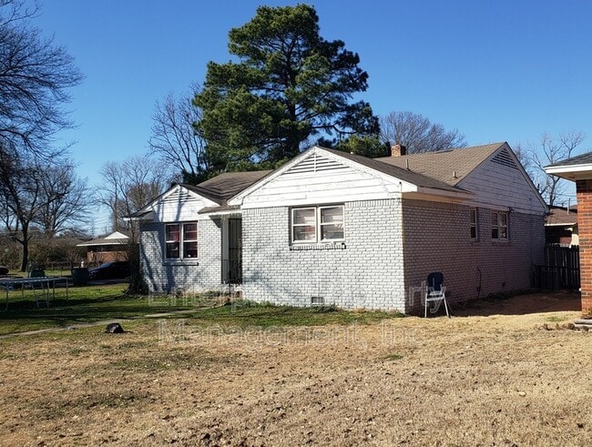 Building Photo - 4022 Cochese Rd