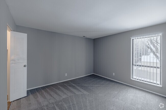 2BR, 1BA - 842SF, First Bedroom