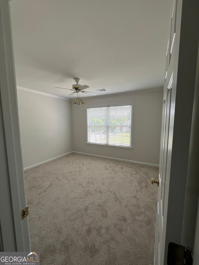 Photo - 15 Suwanee Pass Ln