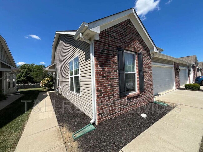 Photo - 644 N Grant St