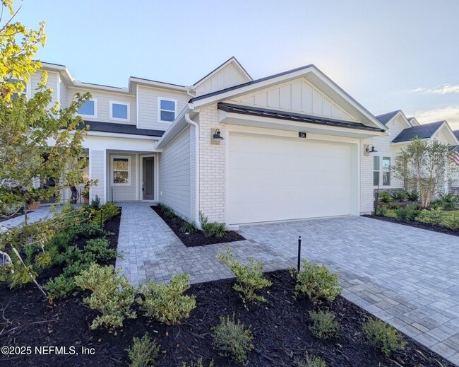 Photo - 156 Latham Dr