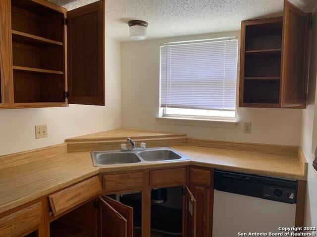 Photo - 6307 Bostonian