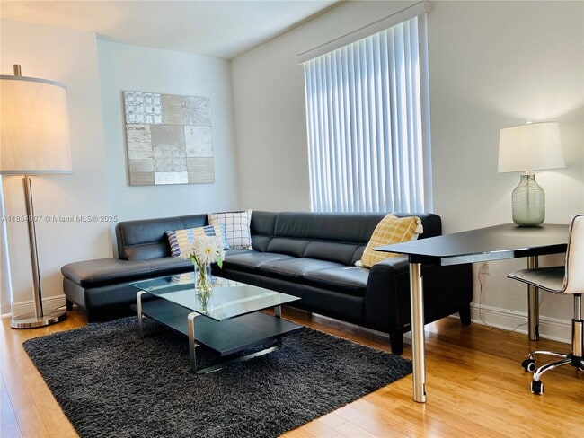 Building Photo - 7275 SW 89th St Unit B516 Rental