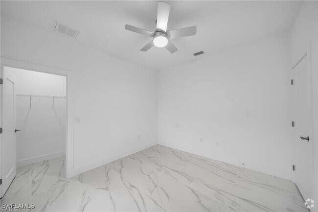 Building Photo - 1009 El Dorado Blvd N Rental
