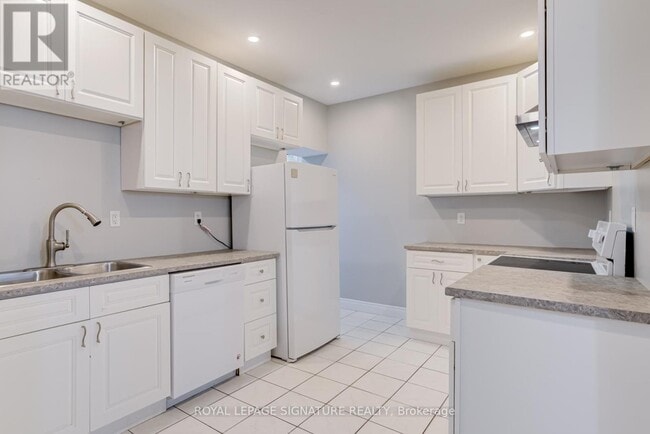 Photo - 47 Harvey St