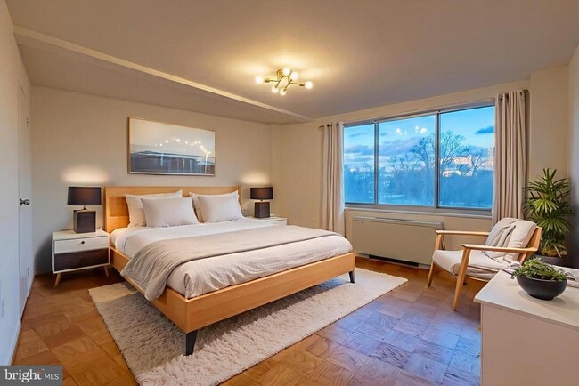 Photo - 10201 Grosvenor Pl Unit 716