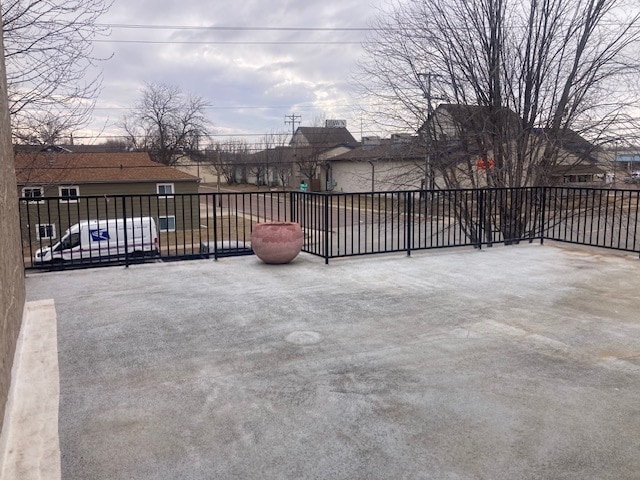 Terraza privada en el segundo piso - 2414 W 10th St Unidad 800 ft2 Private Deck