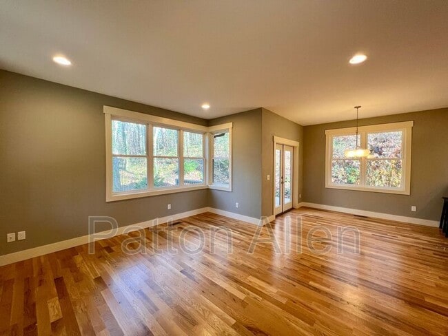 Photo - 12 Beaverdam Knoll Rd