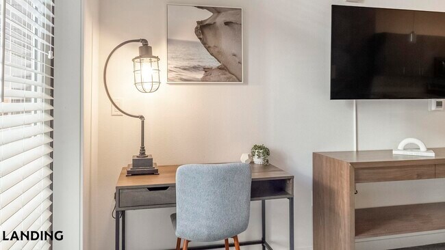 Photo - 185 Polaris Pointe Unidad 3-109