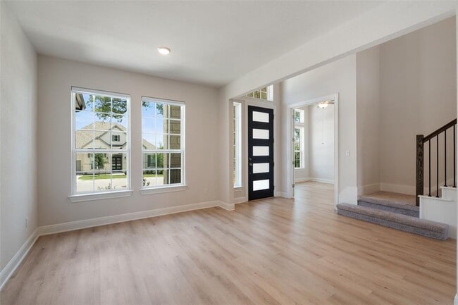 Photo - 159 Fireside Rd