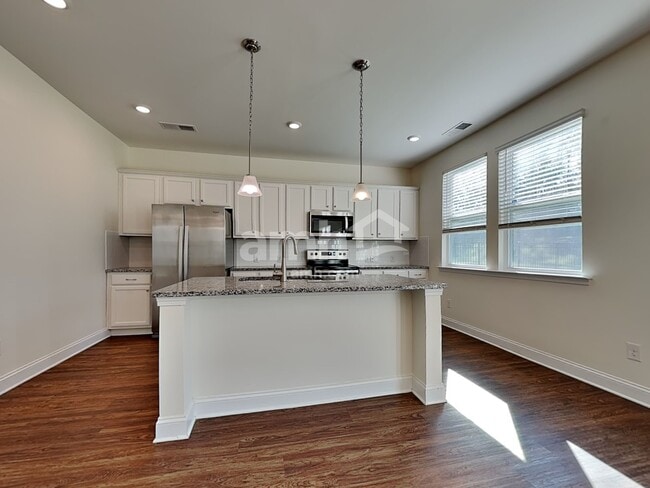 Photo - 14114 Millers Creek Ln