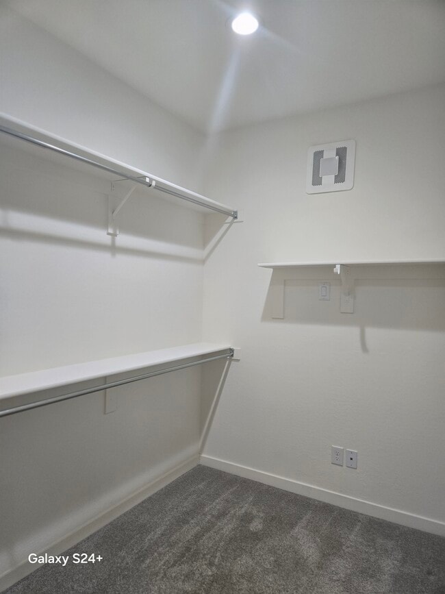 Photo - 1564 W Redwood Ln