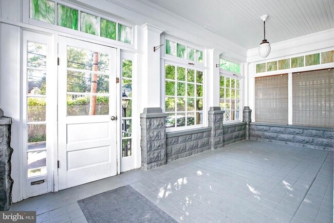 Photo - 208 S Atlantic Ave