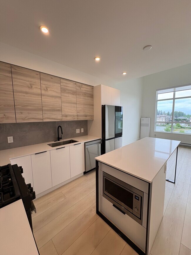 Photo - 30490 Cardinal Av Unit 607