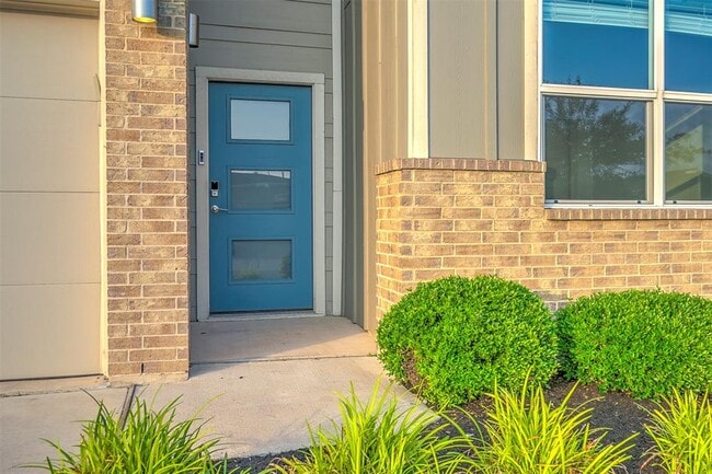 Photo - 4613 Tully Dr