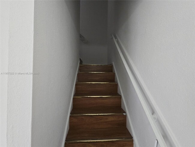 Photo - 2650 NW 60th Way