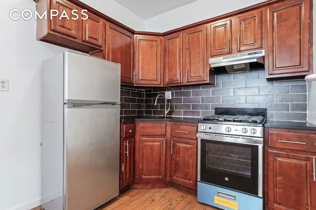 Photo - 352 Lexington Ave Unit 1