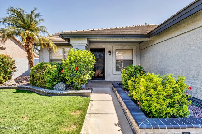 Photo - 1113 E Betsy Ln