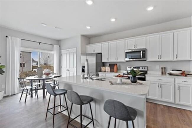 Building Photo - 1047 Maywood Ln Unit 1