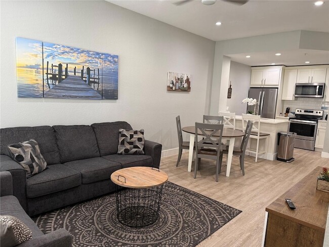 Photo - 2280 San Vital Dr