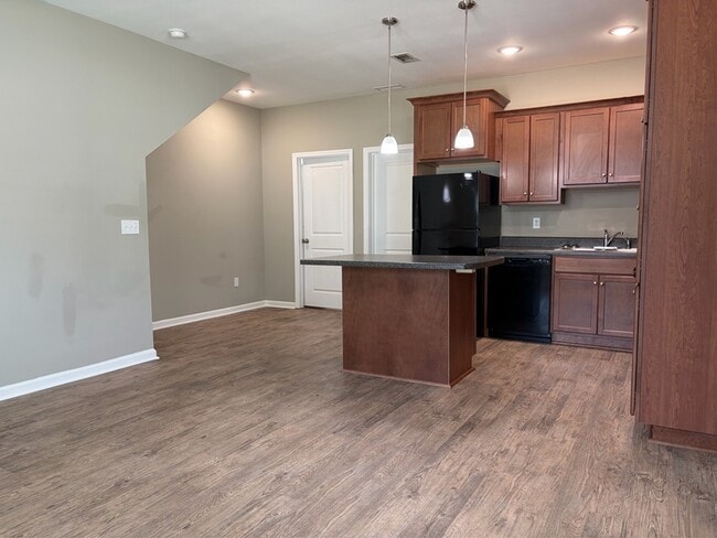 Photo - 2206 Cedarbrook Ct