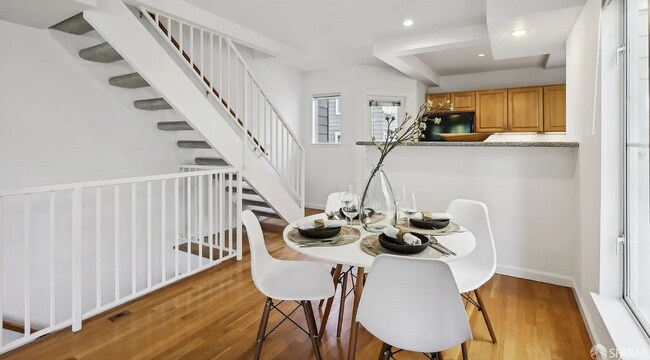 Photo - 28 Jennifer Pl