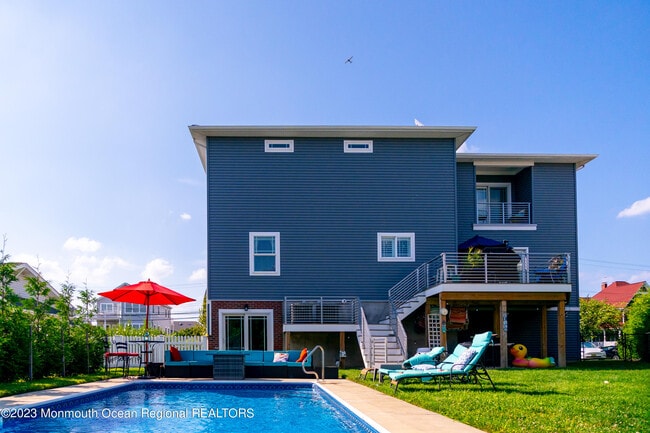 Photo - 18 Valentine St