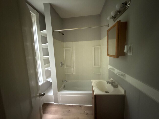 Photo - 3012 White Ave Unit 1