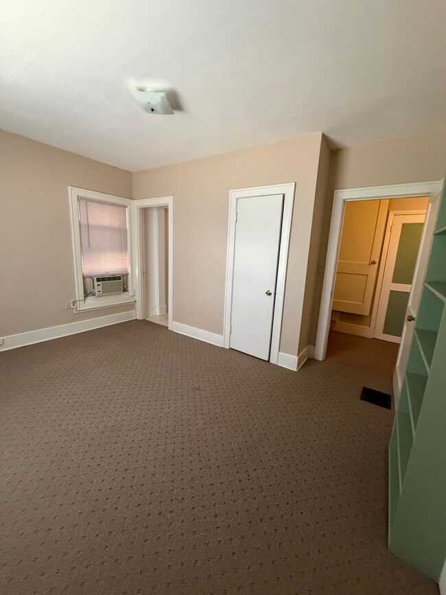 Photo - 912 Cherokee Rd Unit 912 Cherokee Road #4