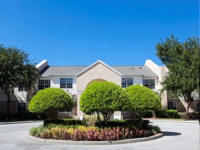 Lexington Club at Hunters Creek