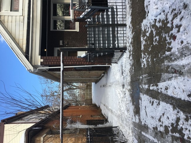 Photo - 56 W 76th St