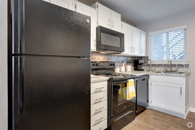 2HAB, 2BA - 1,113 ft² - Ascend Savannah