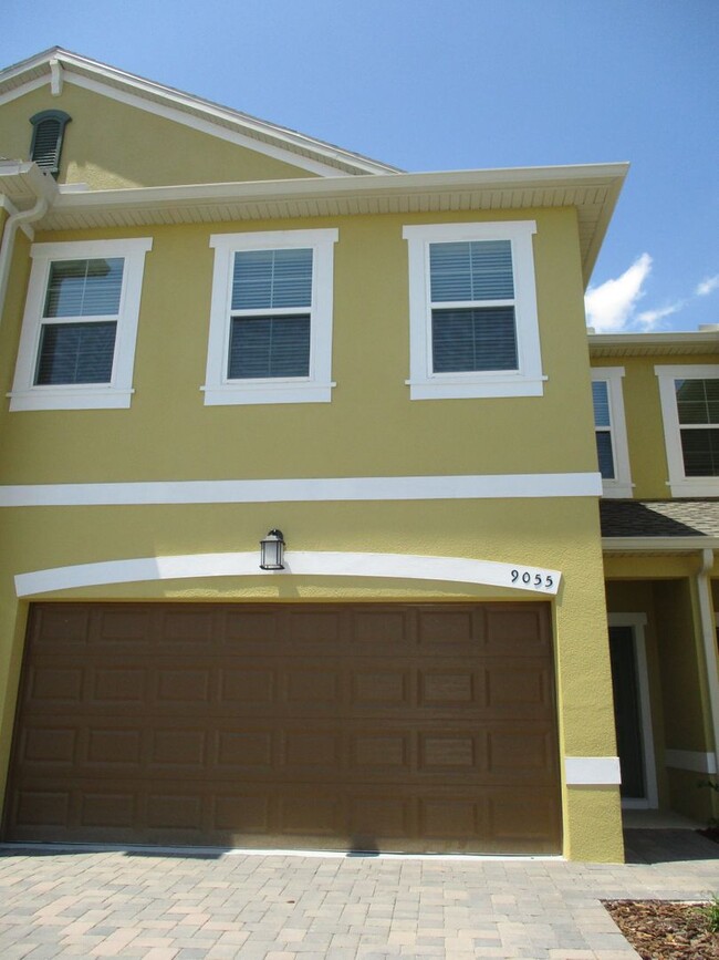 3BD/2.5BA Townhome in Econ Trails Near Val... - 3BD/2.5BA Townhome in Econ Trails Near Val...
