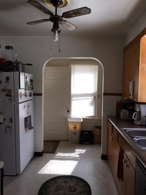 Photo - 425 Summit St