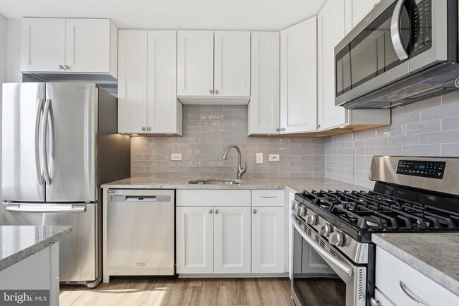 Photo - 8315 N Brook Ln Unit 2-902