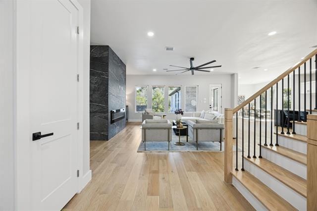 2415 Valley View Dr