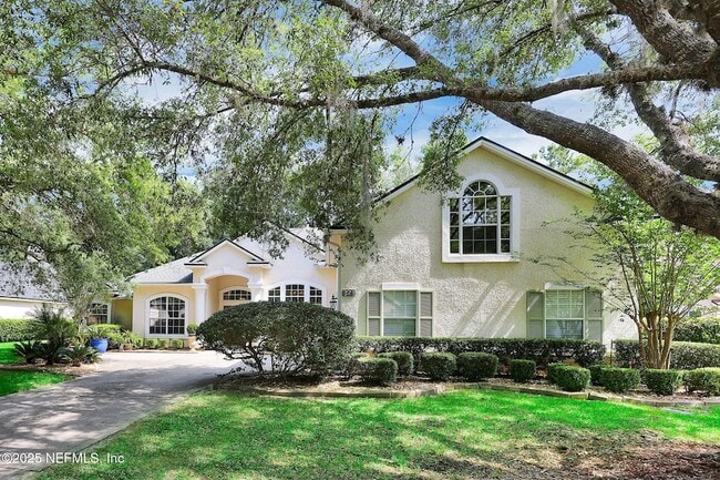 Photo - 526 Oakmont Dr