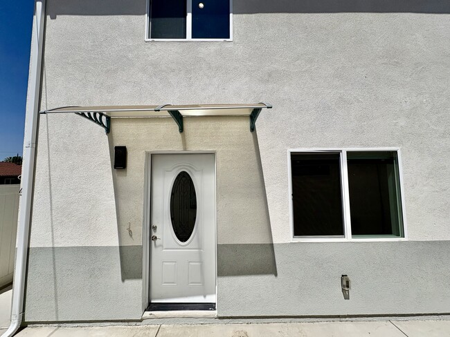 Photo - 18649 Eccles St