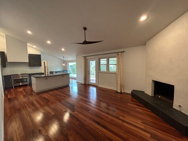 Photo - Beautifully Updated Central Waco Home