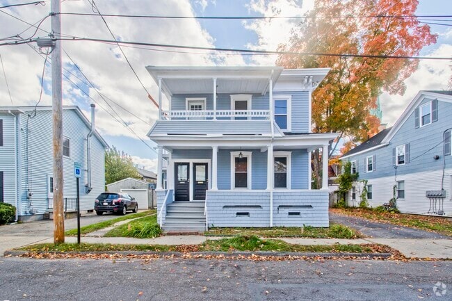 Building Photo - 23 Pleasant St Unit 25 pleasant st Rental
