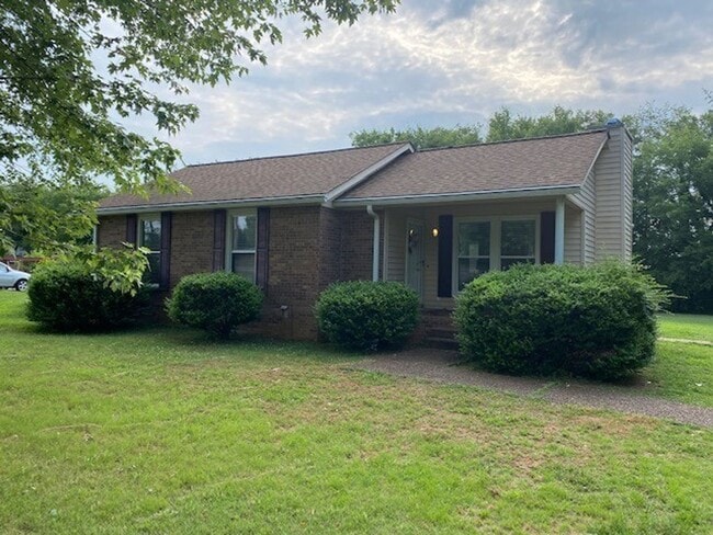 Photo - 2075 Stonebrook Dr