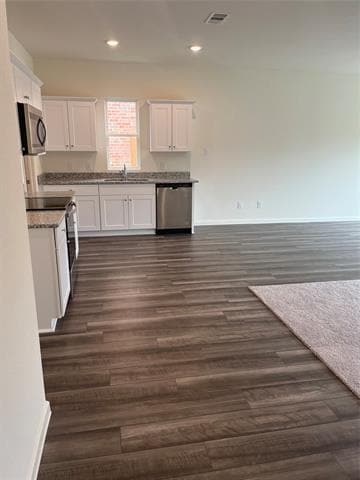 Building Photo - 8336 Hawkview Dr