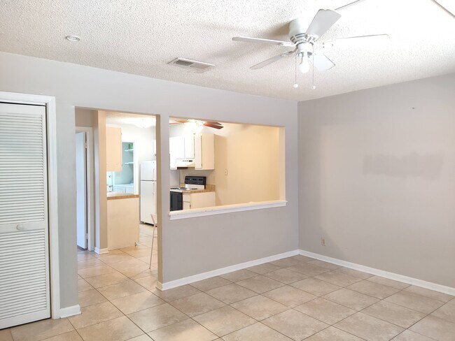 Photo - 801 Burcale Rd Unit K1